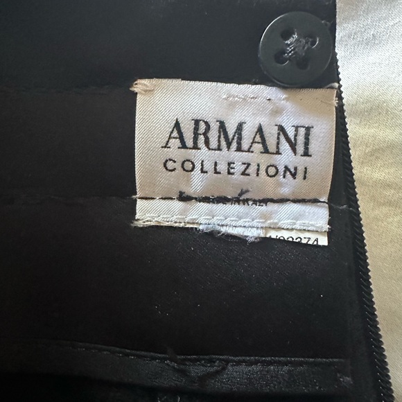 Armani Collezioni Classic Black Wool Midi Skirt - Picture 2 of 9